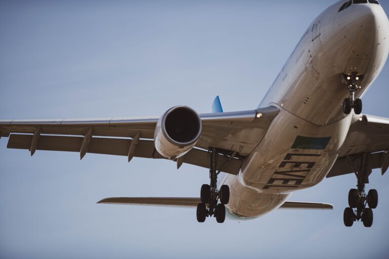 LCCとは？格安航空会社のメリット・デメリットや利用時の注意点を解説